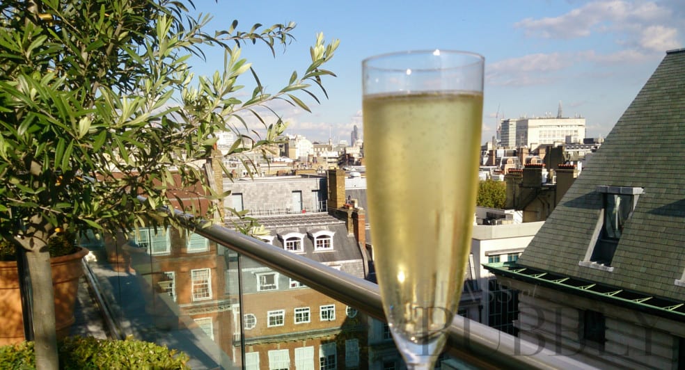 Enjoy a Glass of Bubbly at a London Rooftop Bar Enjoy a Glass of Bubbly at a London Rooftop Bar